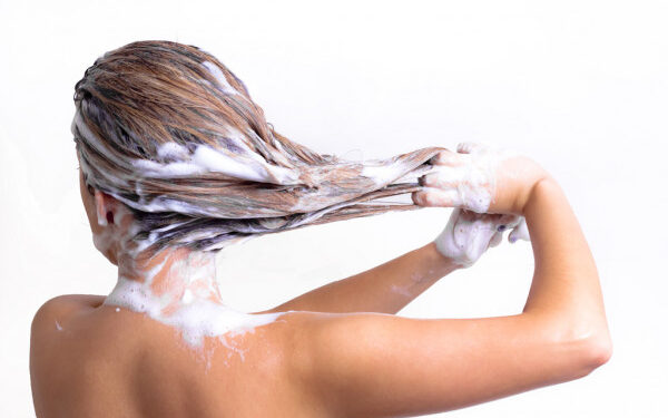 ¿Te lavas correctamente el cabello?