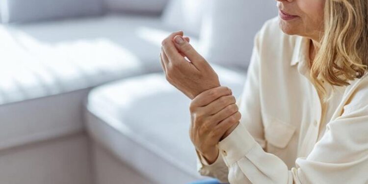 Parestesia: el nombre de los hormigueos, adormecimientos y calambres