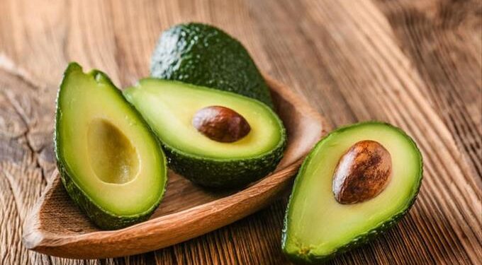 Estudio revela que consumir aguacate reduce el riesgo de sufrir enfermedades cardiovasculares