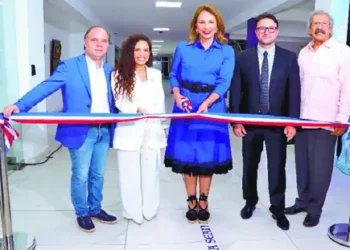 Esencia de Tierra Santa llega a RD