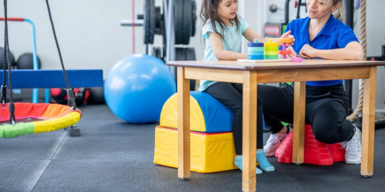 ¿Cuándo necesita un niño recibir terapia ocupacional?