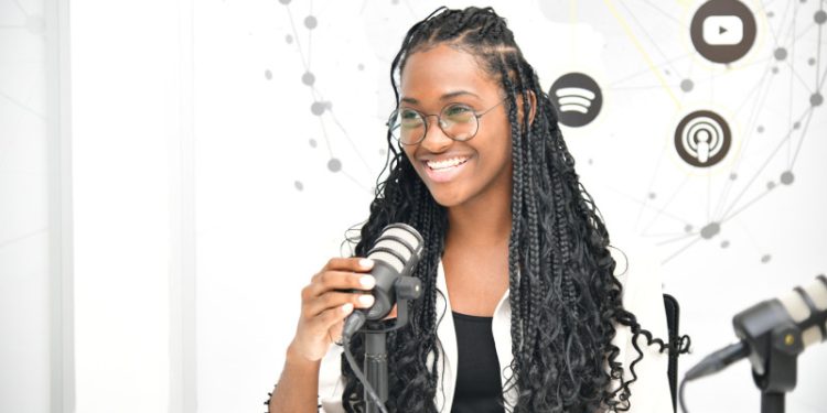 Génesis Colón, la cantante cristiana que es tendencia en TikTok