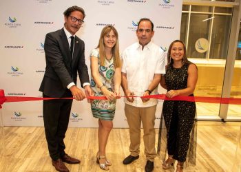 Air France marca el reinicio de su operación a Punta Cana con presencia en el vuelo inaugural